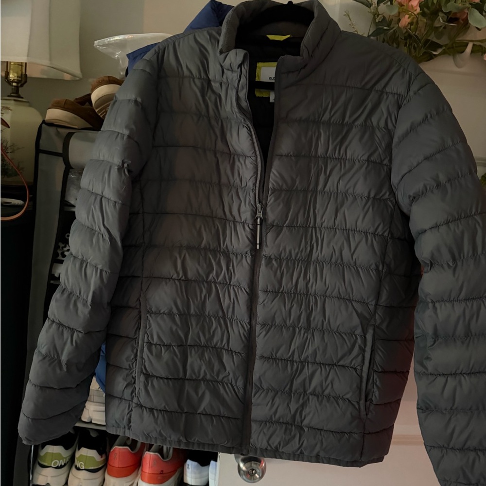 Old Navy Men's Charcoal Puffer Jacket